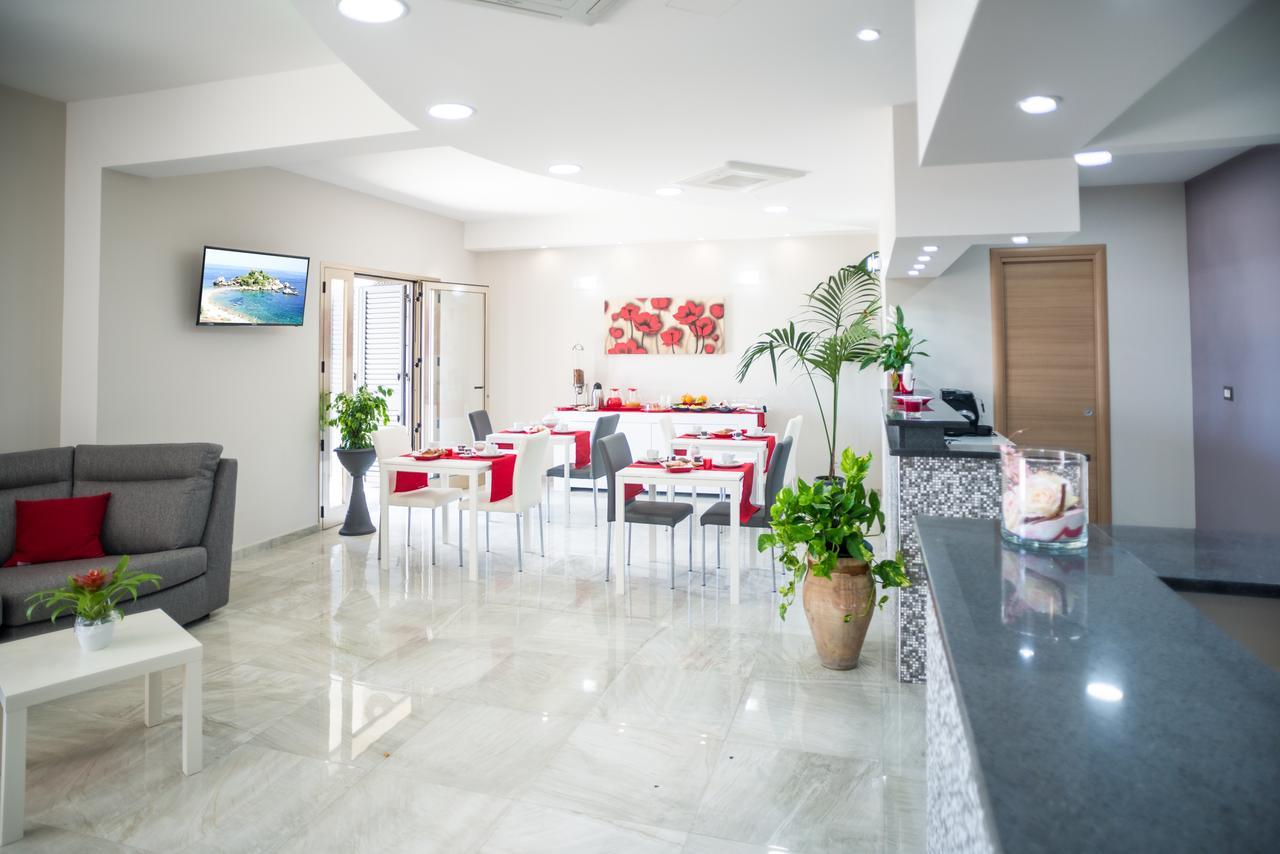 Riva Del Sol Bed and Breakfast Santa Teresa Di Riva Εξωτερικό φωτογραφία