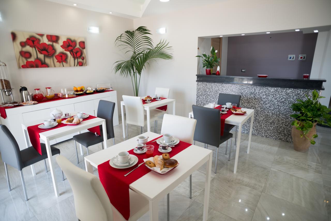 Riva Del Sol Bed and Breakfast Santa Teresa Di Riva Εξωτερικό φωτογραφία