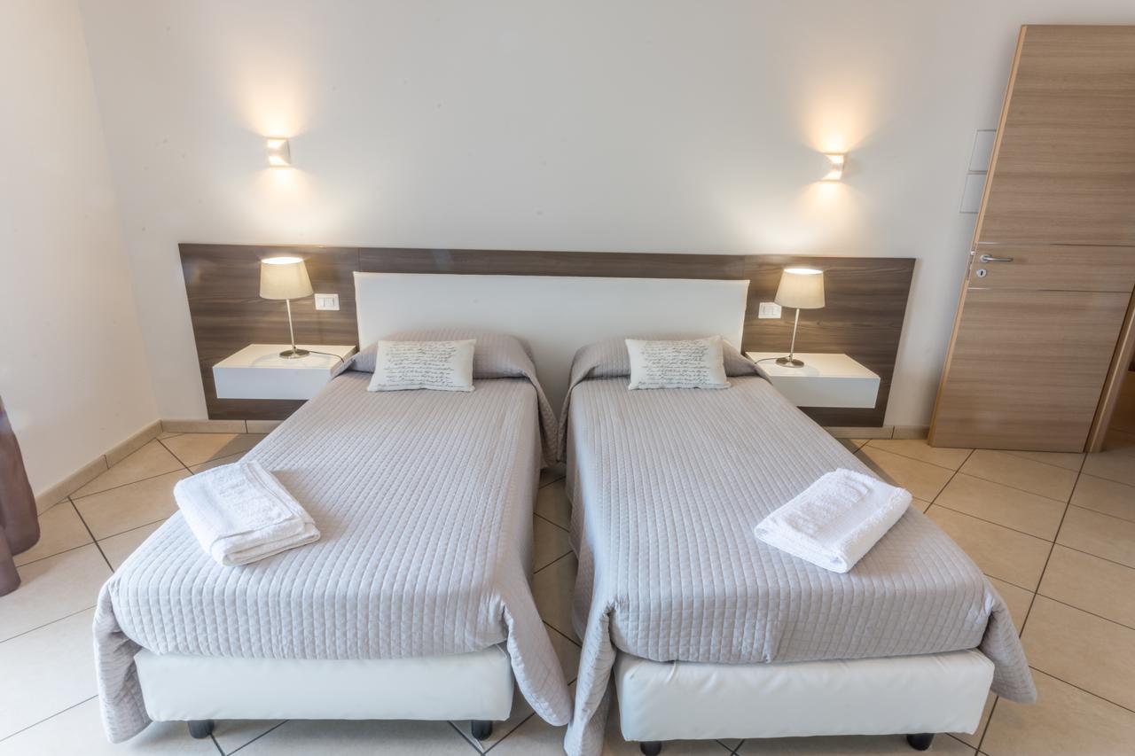 Riva Del Sol Bed and Breakfast Santa Teresa Di Riva Εξωτερικό φωτογραφία