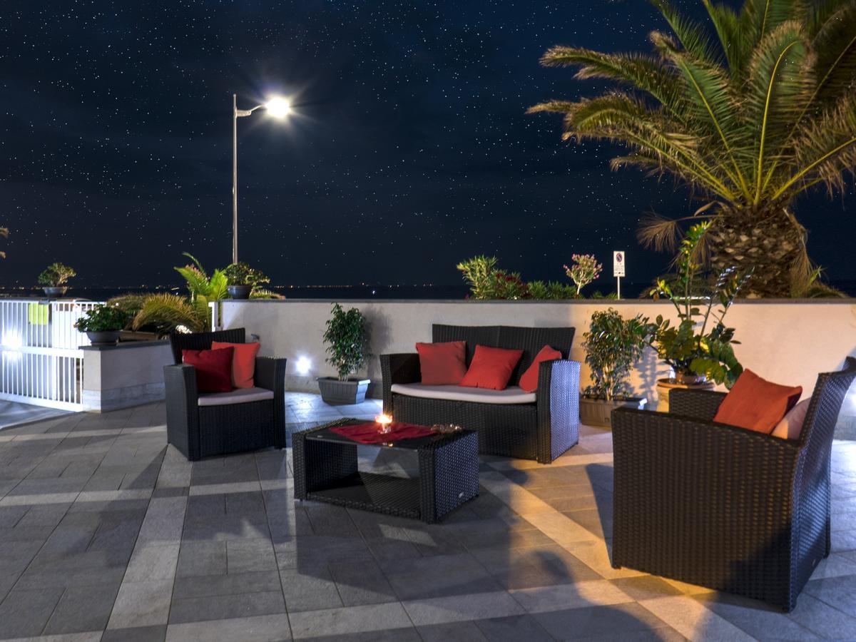 Riva Del Sol Bed and Breakfast Santa Teresa Di Riva Εξωτερικό φωτογραφία